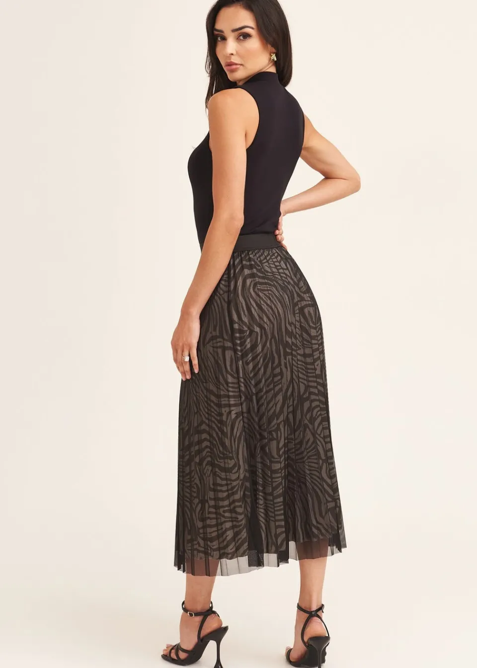 Skirts>Gini London Black Animal Print Mesh Overlay Pleated Midi Skirt