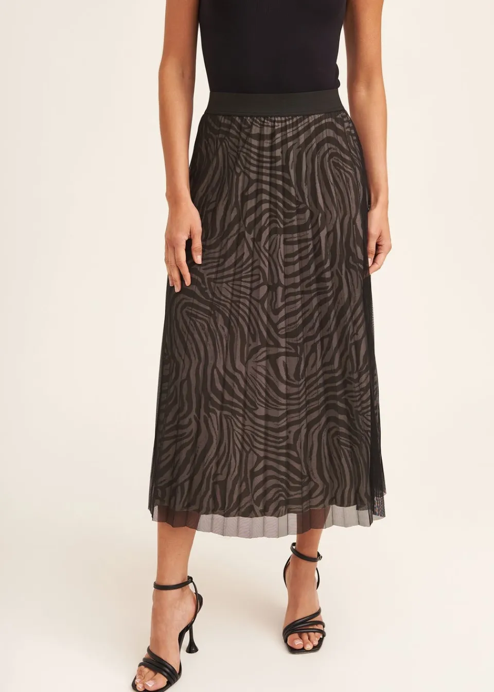 Skirts>Gini London Black Animal Print Mesh Overlay Pleated Midi Skirt
