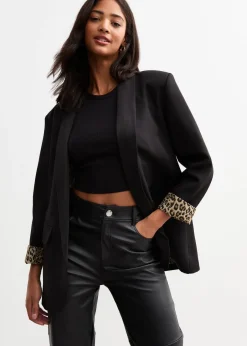 Coats & Jackets><noscript><img width=