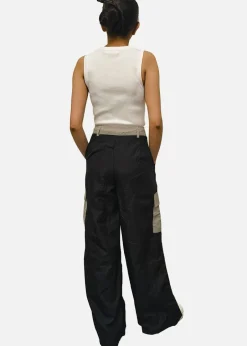 Trousers><noscript><img width=