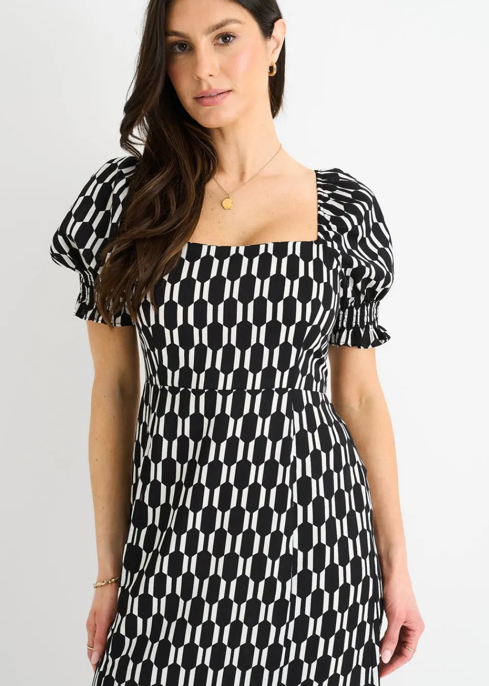 Dresses>Gini London Black Geo Print Square Neck Midi Dress