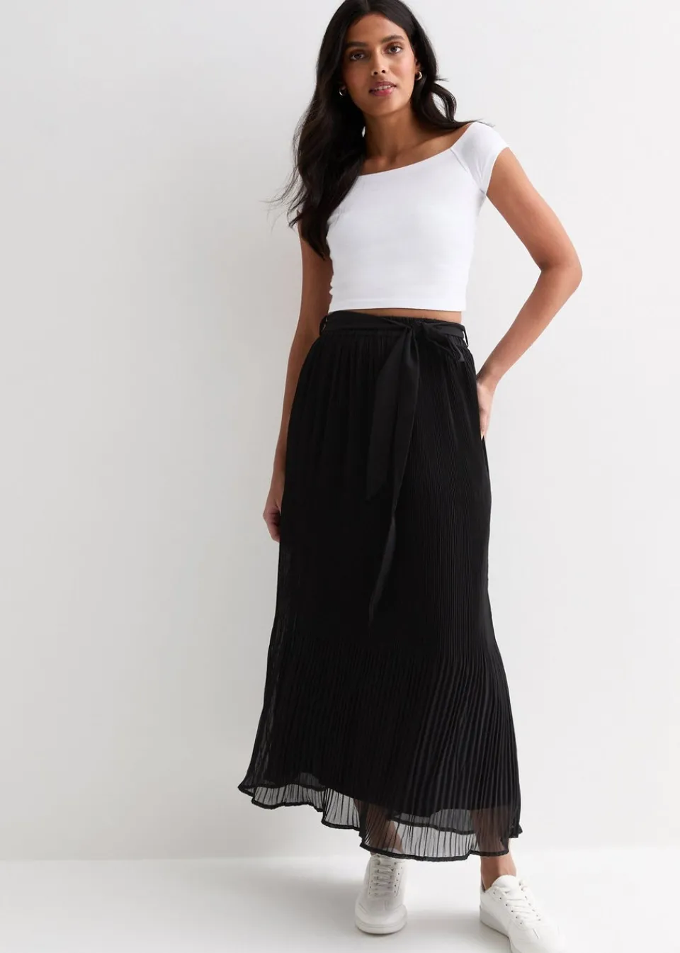 Skirts>Gini London Black Pleated Belt Detail Midi Skirt