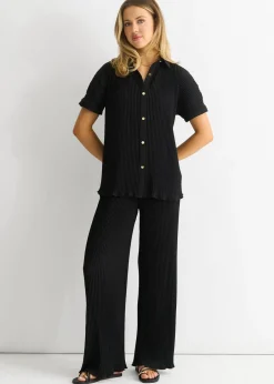 Trousers><noscript><img width=