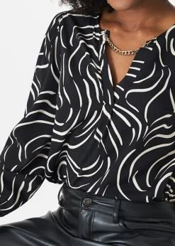 Blouses & Shirts><noscript><img width=