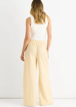 Trousers><noscript><img width=