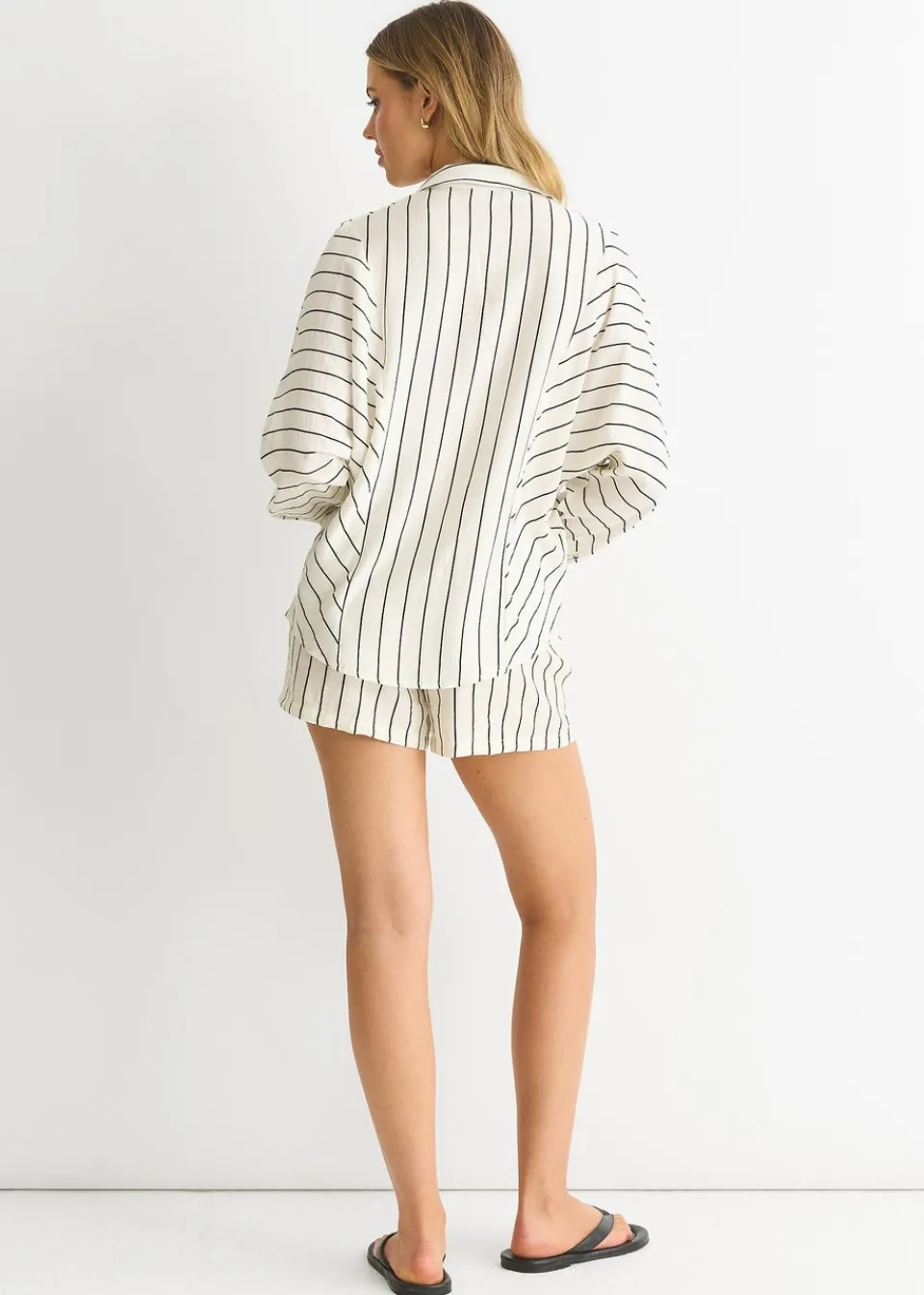 Shorts>Gini London Cream Stripe Viscose Elasticated Waist Shorts
