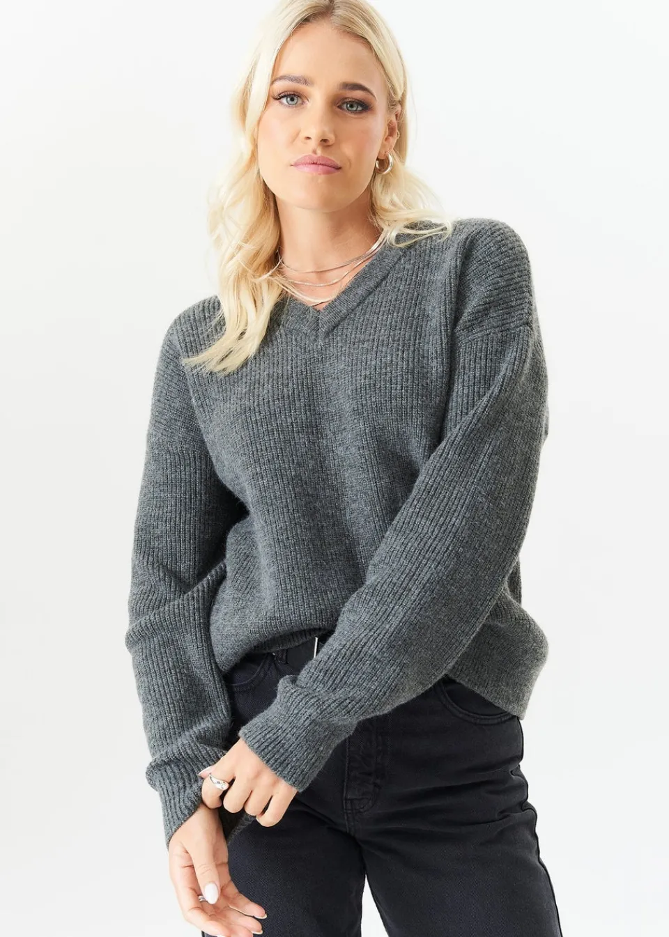 Knitwear>Gini London Grey V Neck Knit Oversized Jumper