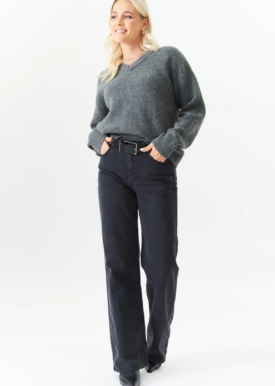 Knitwear>Gini London Grey V Neck Knit Oversized Jumper