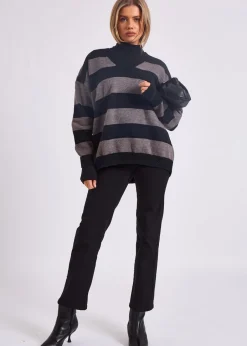 Knitwear><noscript><img width=