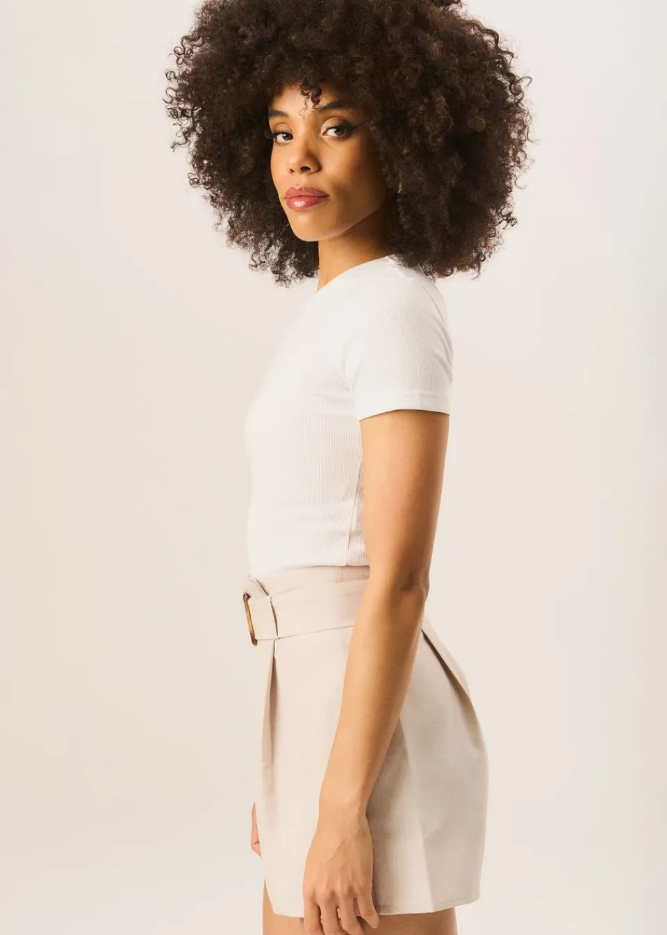 Shorts>Gini London Stone Belt Detail Shorts