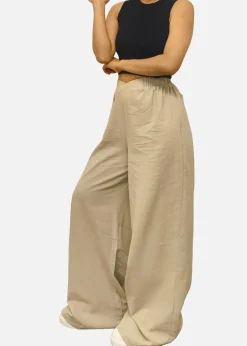 Trousers><noscript><img width=