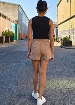 Shorts><noscript><img width=