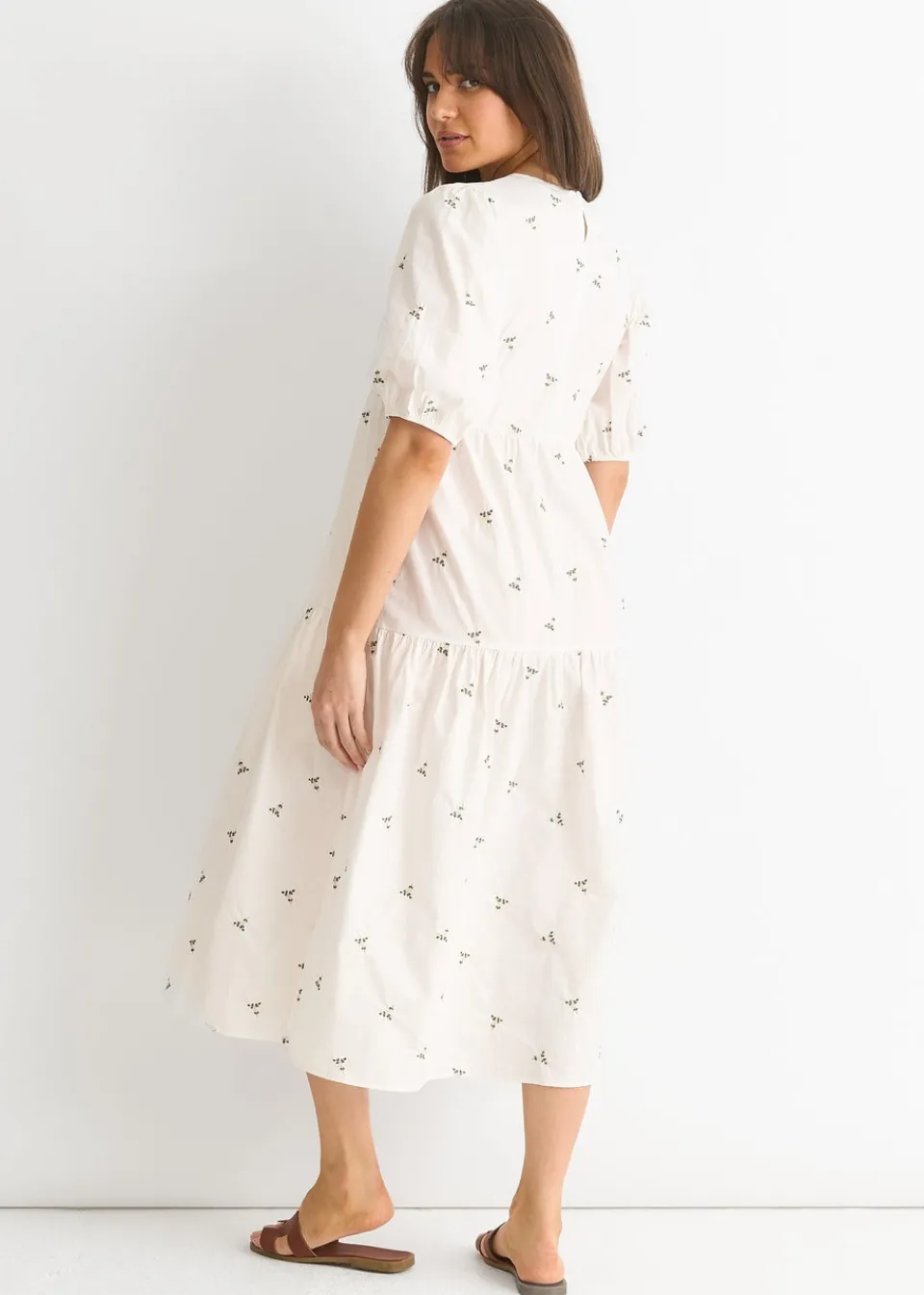 Dresses>Gini London White Broderie Cotton Smock Midi Dress