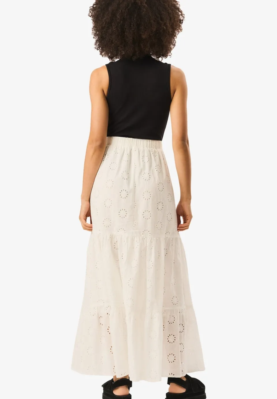Skirts>Gini London White Tiered Lace Embroidered Long Skirt