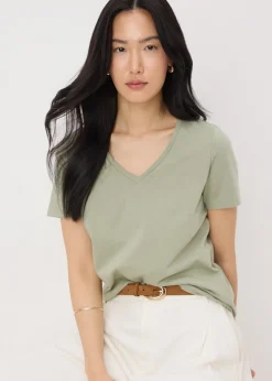T-Shirts>Papaya Green V-Neck Regular Fit T-Shirt