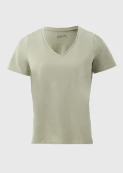 T-Shirts><noscript><img width=
