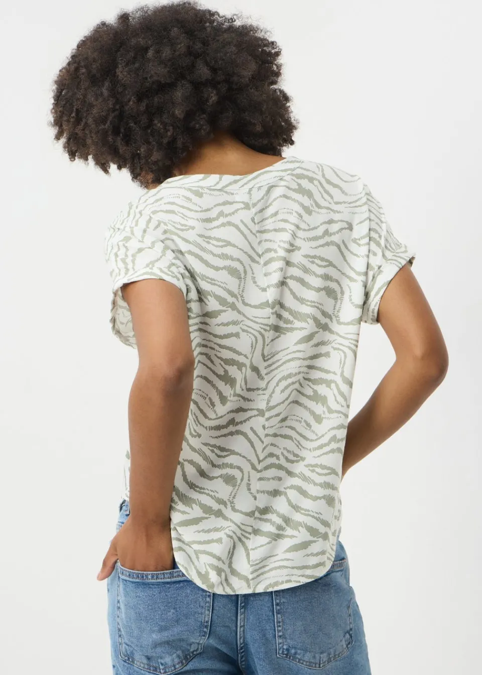 Tops>Papaya Green Zebra Print Pocket Box Top