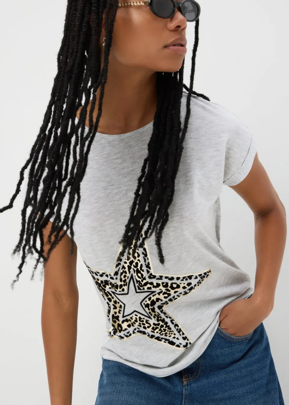 T-Shirts>Papaya Grey Animal Flocked Star Graphic T-Shirt