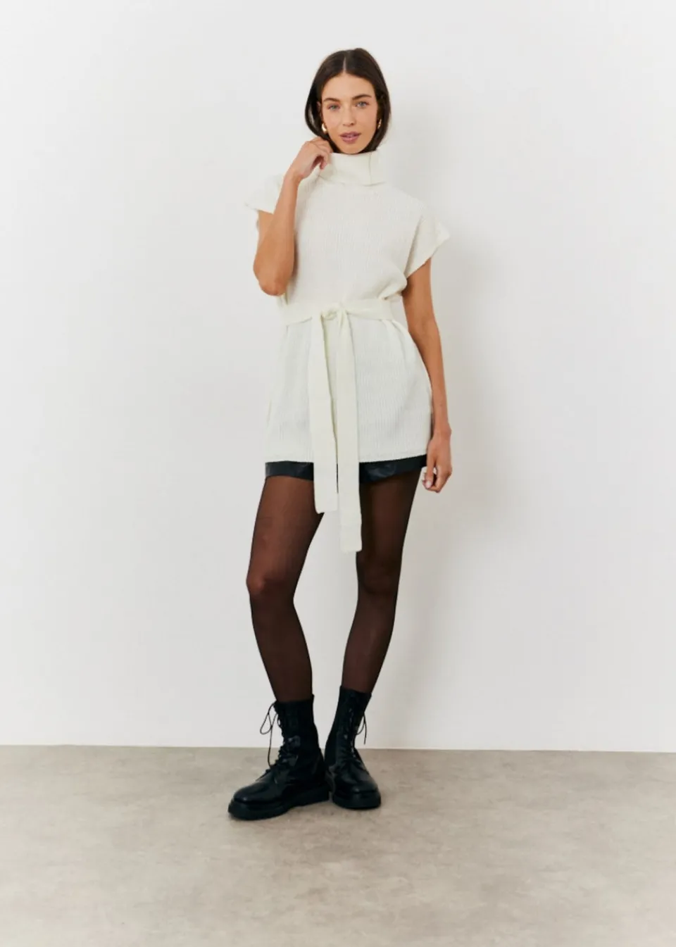 Tops>In The Style Cream Belted Knit Jumper