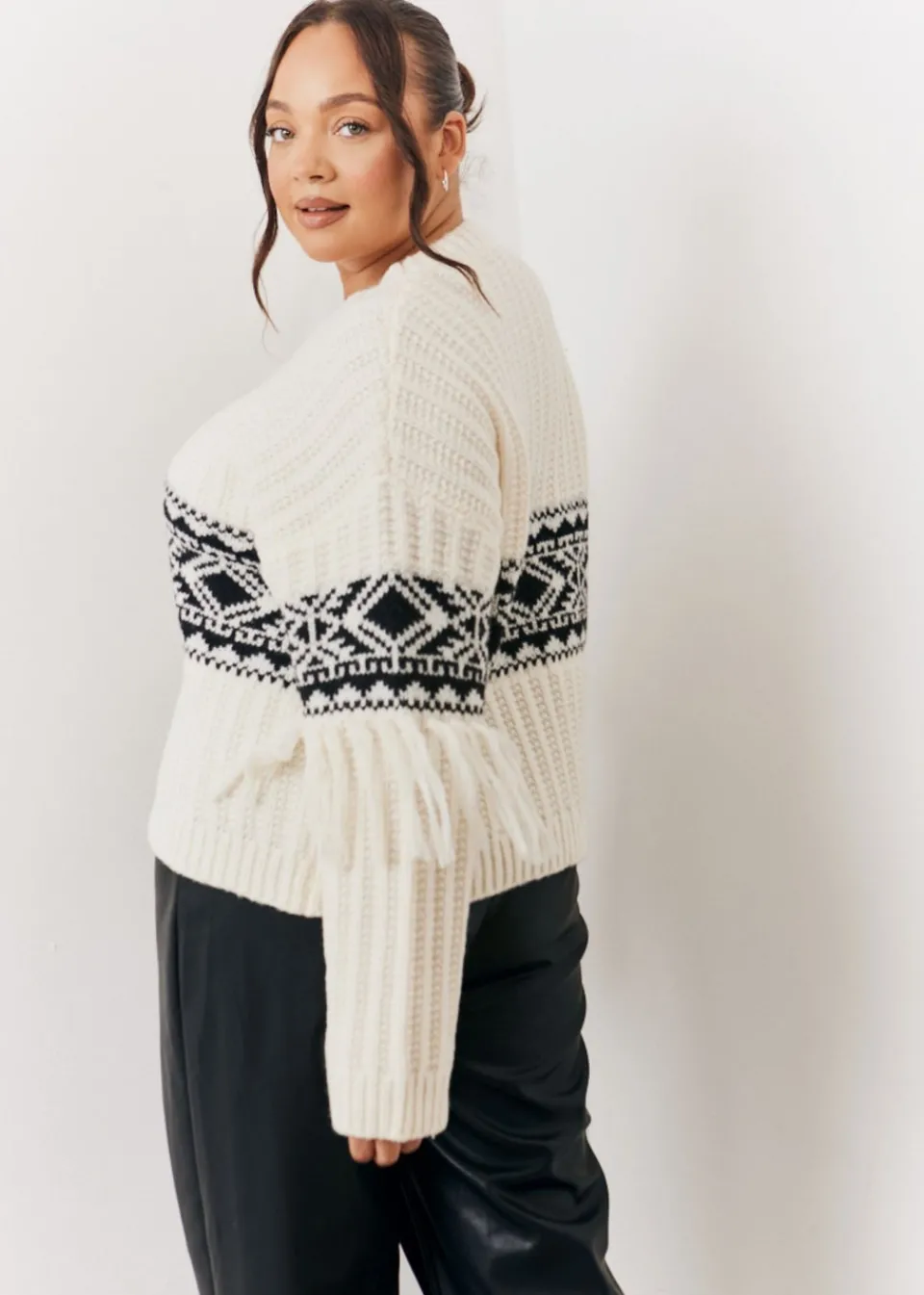 Tops>In The Style Perri Sian Cream Aztec Fringe Jumper