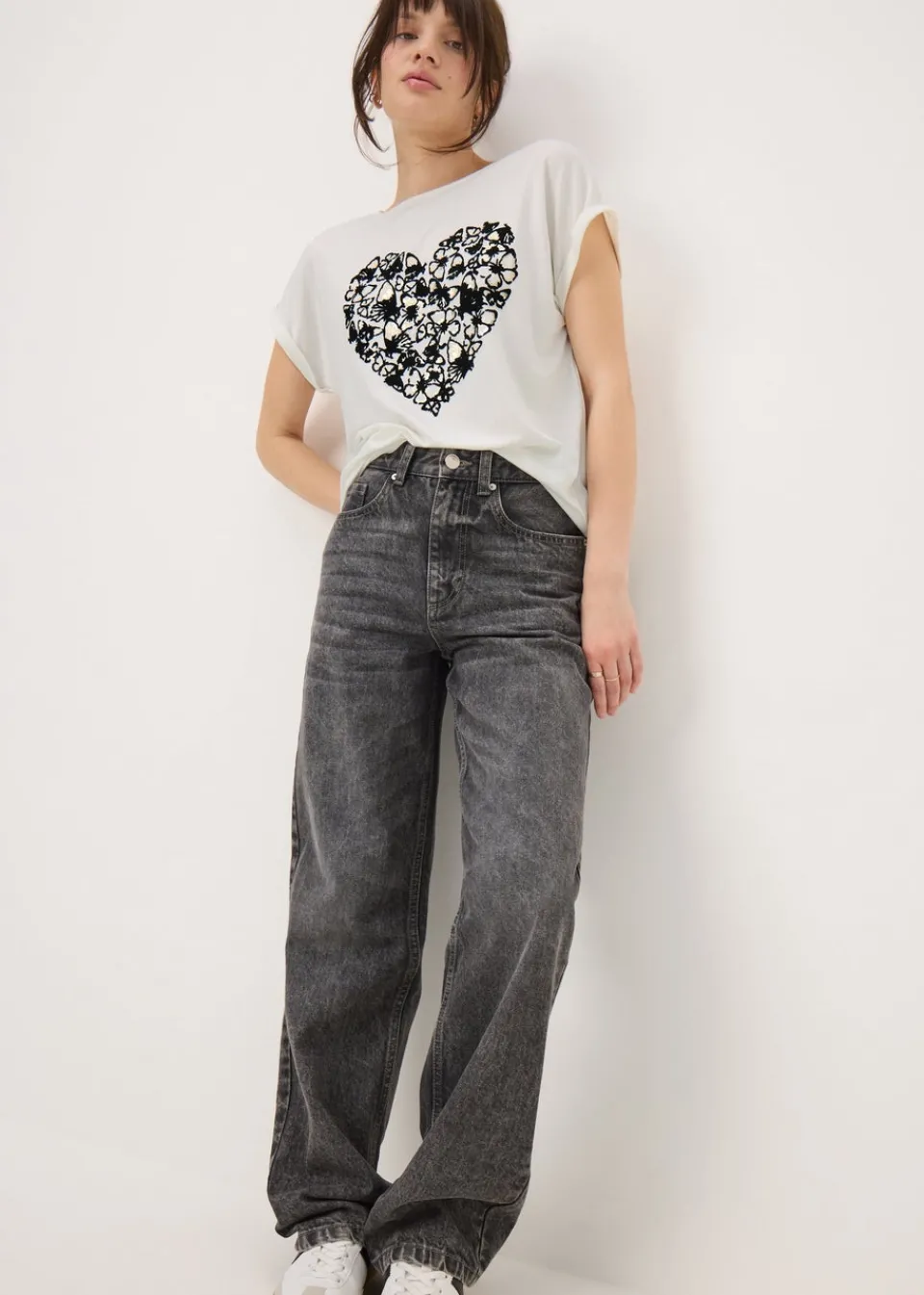 T-Shirts>Papaya Ivory Butterfly Heart T-Shirt