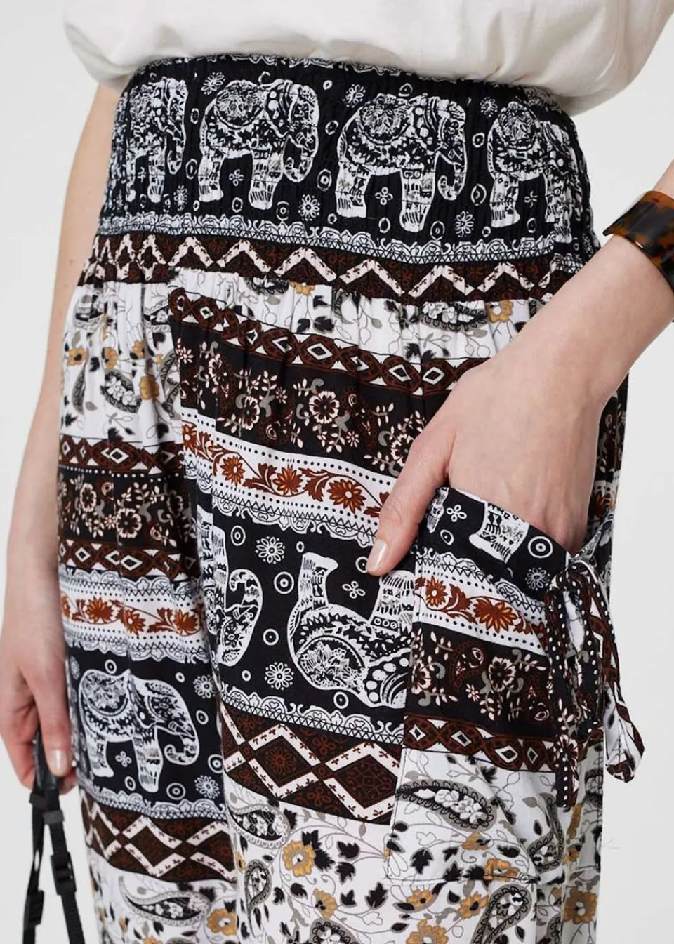 Trousers>Izabel London Beige Elephant Print High Waist Harem Pants