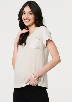 T-Shirts>Izabel London Beige Metallic Star Detail Relaxed T Shirt