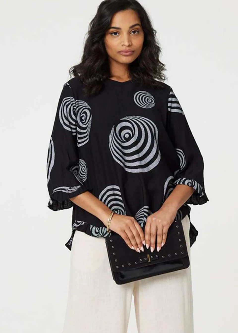 T-Shirts>Izabel London Black Abstract Print Frill Hem Tunic Top
