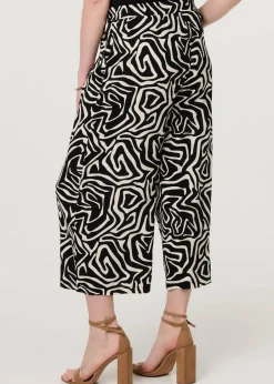 Trousers><noscript><img width=