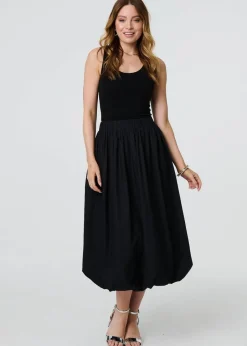 Skirts><noscript><img width=