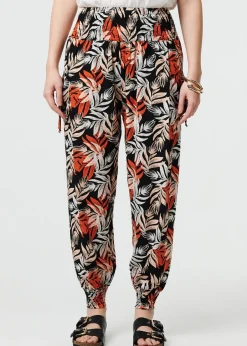 Trousers><noscript><img width=