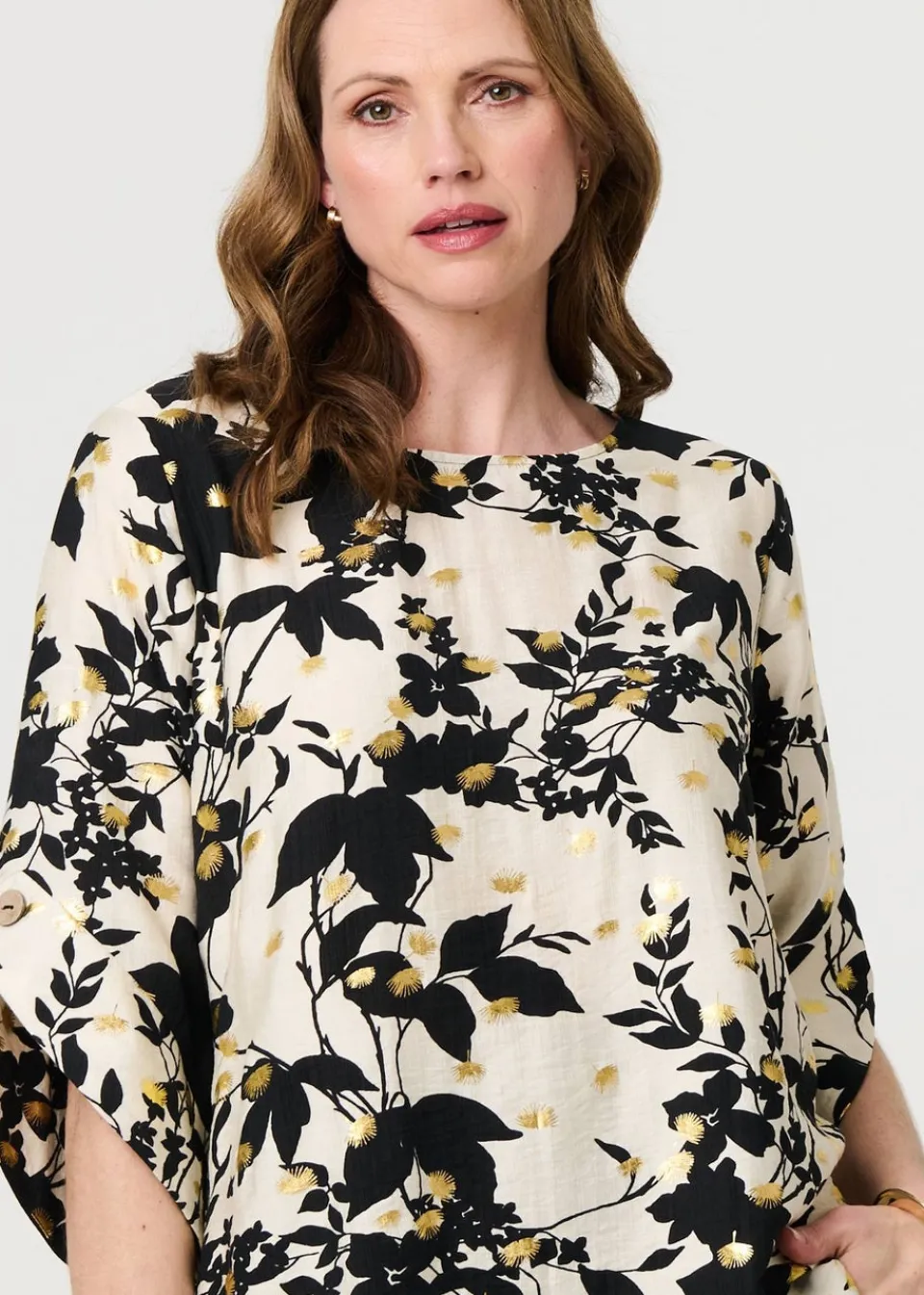 Tops>Izabel London Black Metallic Trim Leaf Print Blouse
