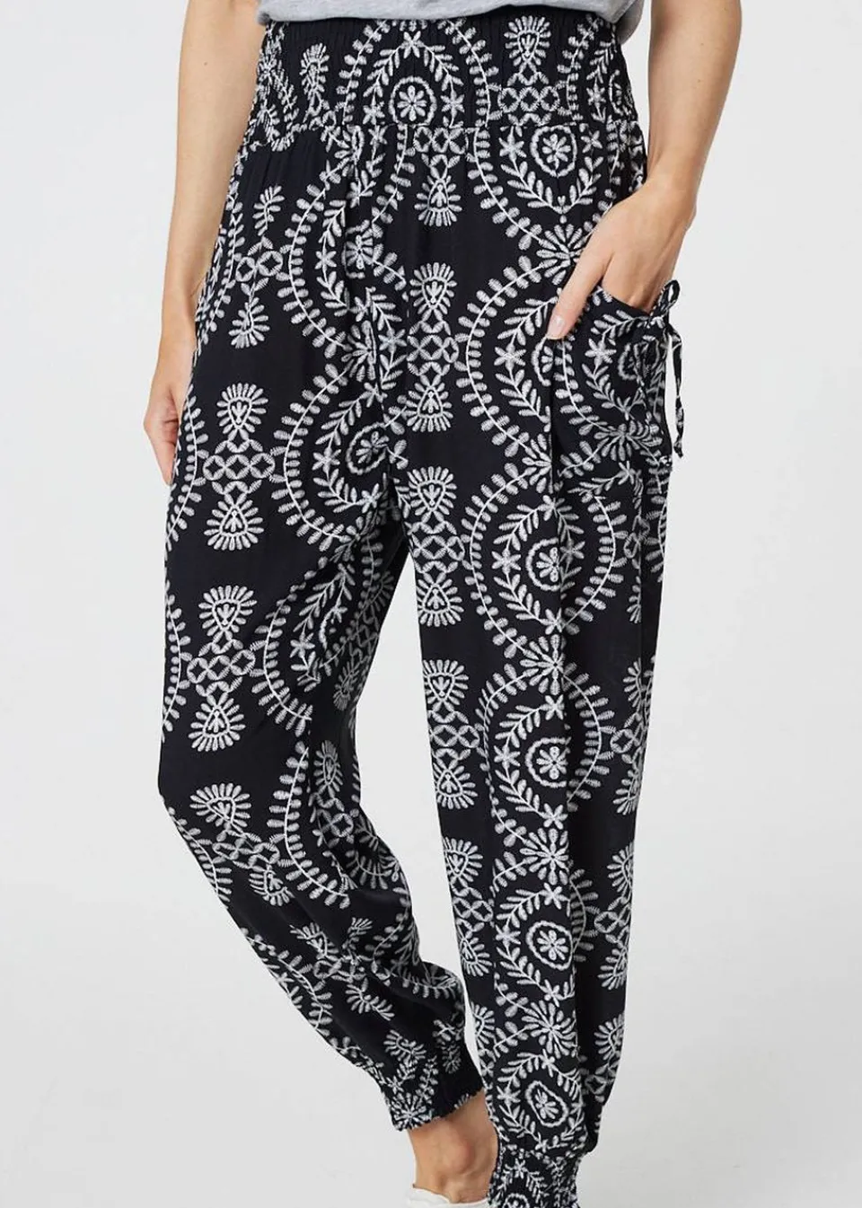 Trousers>Izabel London Black Printed Smocked Waist Harem Pants