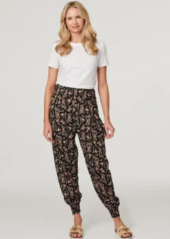 Trousers>Izabel London Black Printed Relaxed Tapered Harem Pants
