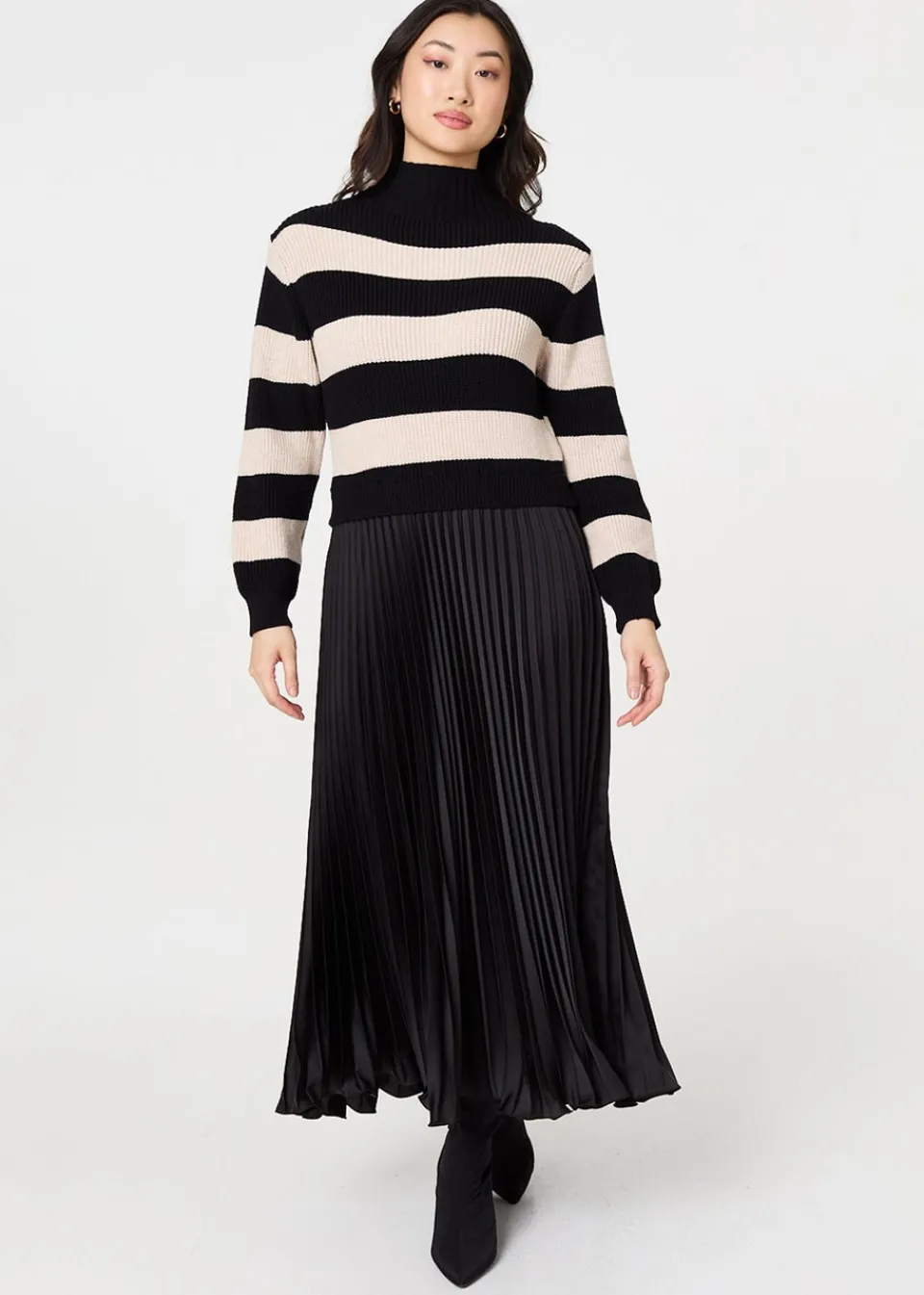 Tops>Izabel London Black Striped High Neck Pleat Knit Maxi Dress