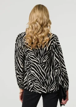 Tops>Izabel London Black Zebra Print V-Neck Long Sleeve Blouse