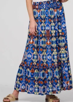 Skirts><noscript><img width=