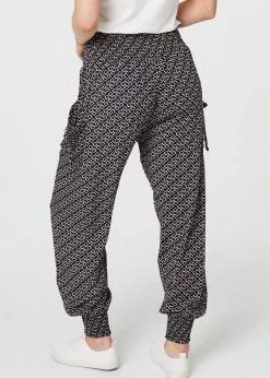Trousers>Izabel London Geo Print Pocket Detail Pants
