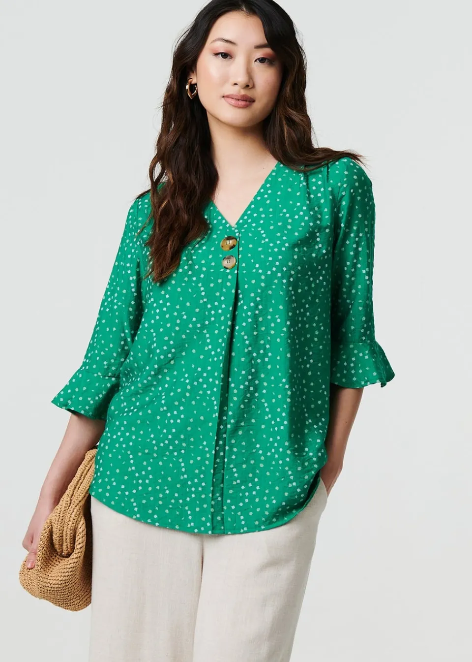 Tops>Izabel London Green Ditsy Floral Flare Sleeve Blouse