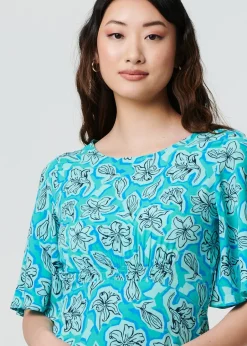 Dresses>Izabel London Green Floral Flare Sleeve Midi Dress
