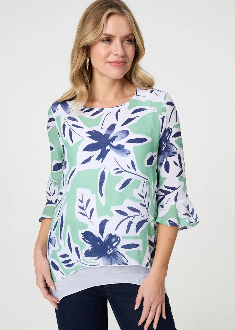 Tops>Izabel London Green Floral Print Layered Relaxed Tunic Top