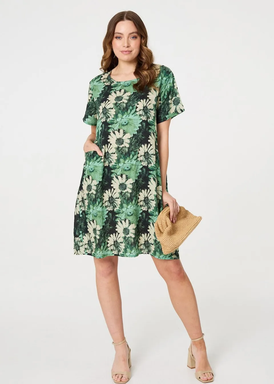 Dresses>Izabel London Green Floral Short Sleeve Knee Length Shift Dress