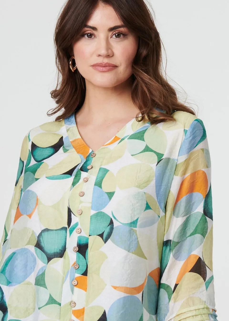 Tops>Izabel London Green Printed Curved Hem 3/4 Sleeve Blouse