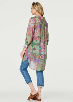 T-Shirts>Izabel London Green Printed Semi Sheer Longline Blouse
