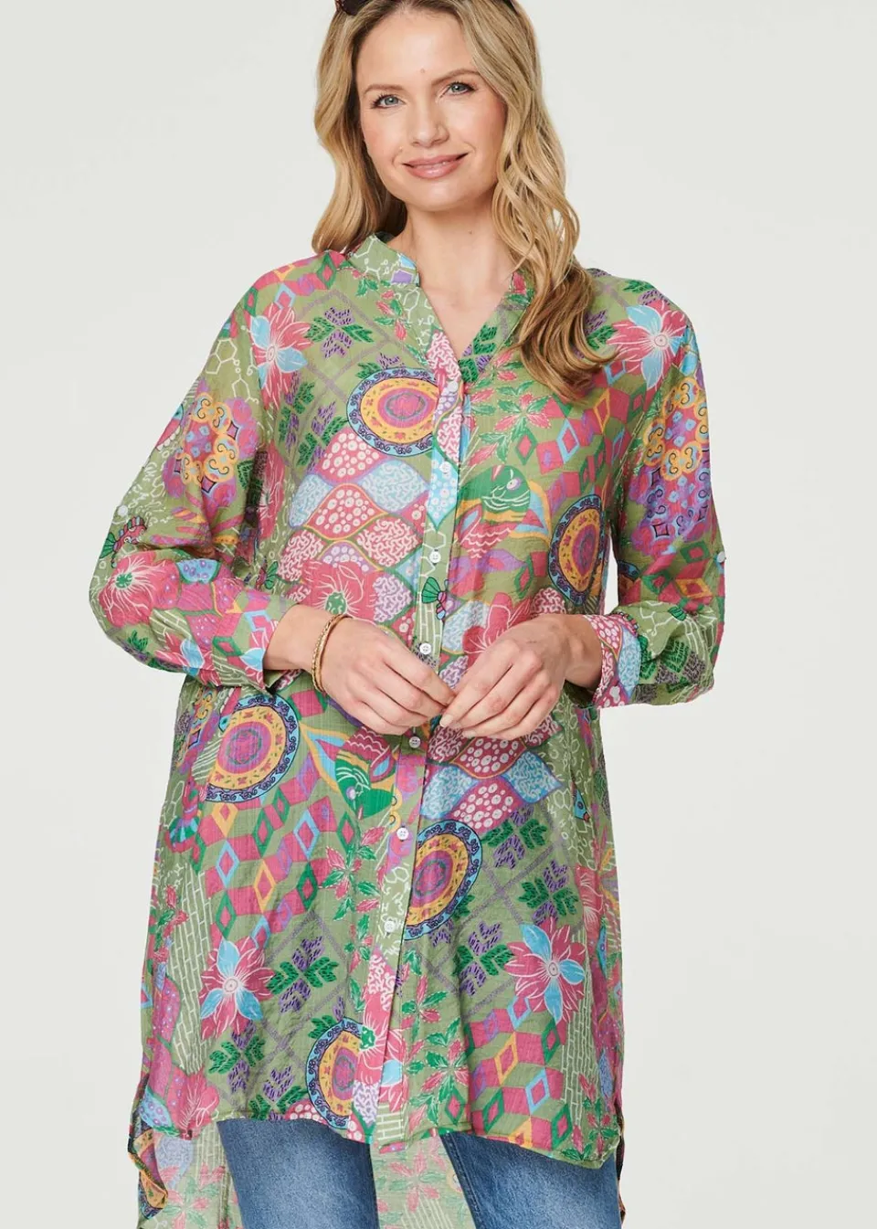 T-Shirts>Izabel London Green Printed Semi Sheer Longline Blouse