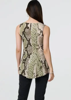 Tops><noscript><img width=