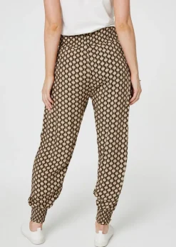 Trousers><noscript><img width=