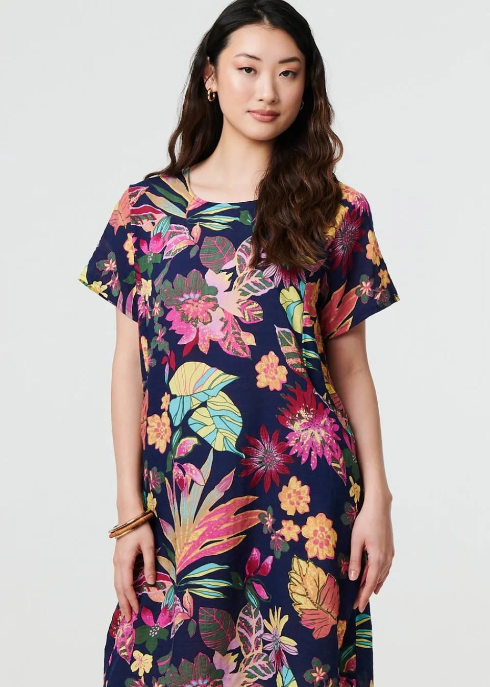 Dresses>Izabel London Navy Tropical Print Knee Length Shift Dress