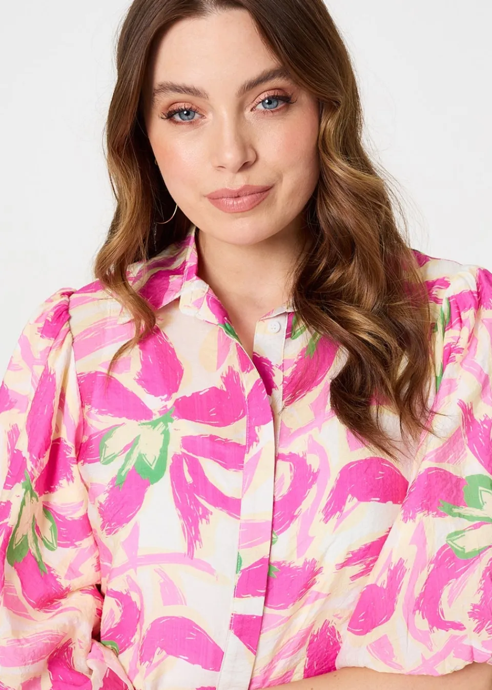 Tops>Izabel London Pink Floral Puff Sleeve Collared Shirt