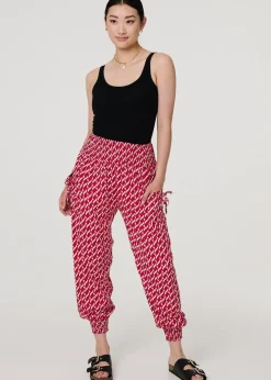 Trousers><noscript><img width=